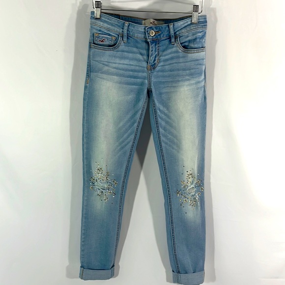 Hollister Women’s Jeans Size 5 EUC - Picture 1 of 3